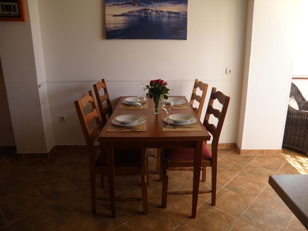 Apartment Amalija Primošten Eksteriør billede