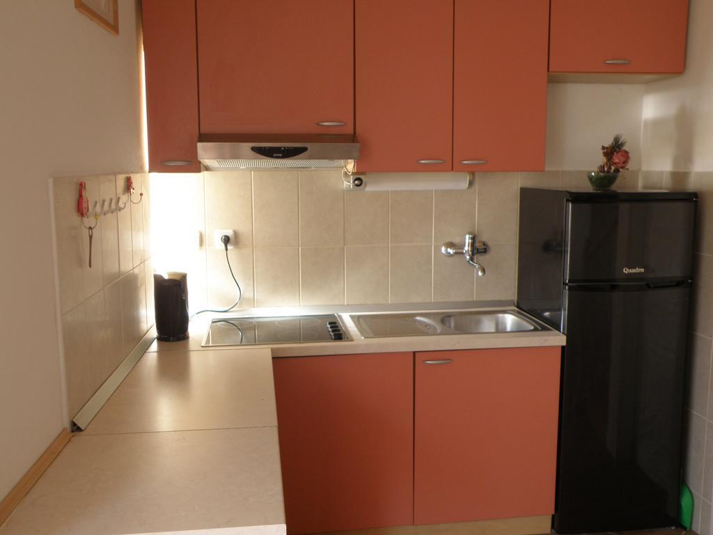 Apartment Amalija Primošten Eksteriør billede